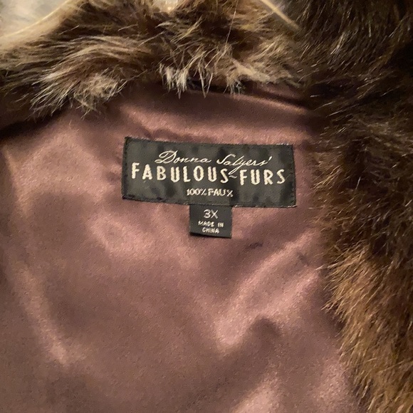 Coat - Picture 3 of 3